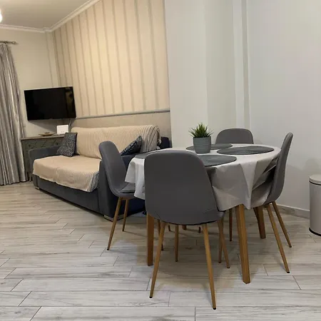 Luxury & Modern דירה *