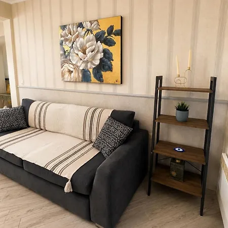 Lägenhet Luxury & Modern Paralía